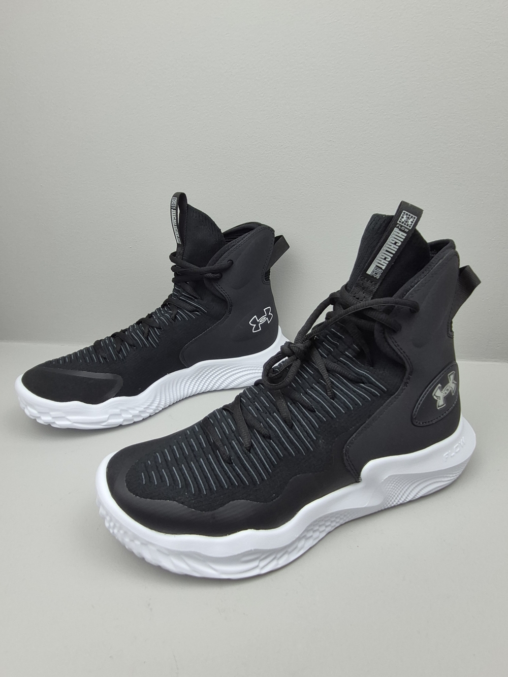 Under Armour Flow Highlight Ace Womens Sizes Black Volleyball Shoes 3027083-001